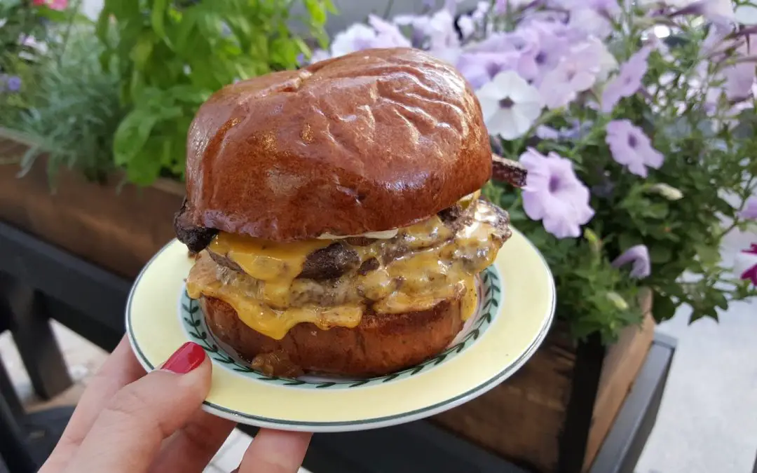 Best Burger in Chicago – 15 Mouthwatering Choices