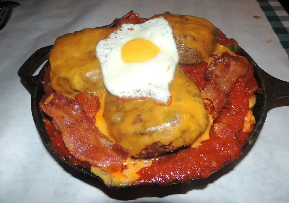 10 Grueling Chicago Food Challenges for the Brave
