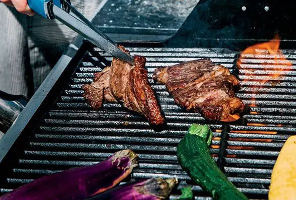The Essentials To Grilling In Chicago – Be A Grill Master