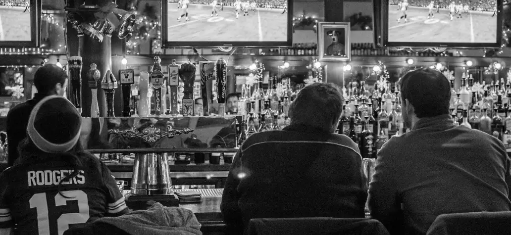 Find Your NFL Team At These Chicago Sports Bars