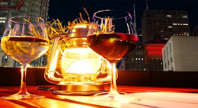Top 10 Rooftop Bars Chicago Floats Up To