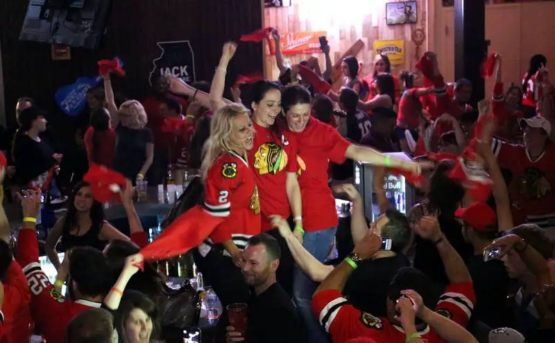 Top Five Chicago Bars to Watch the Stanley Cup Playoffs